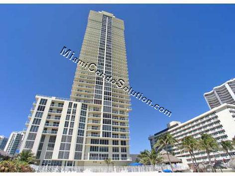 La Perla, Sunny Isles Beach